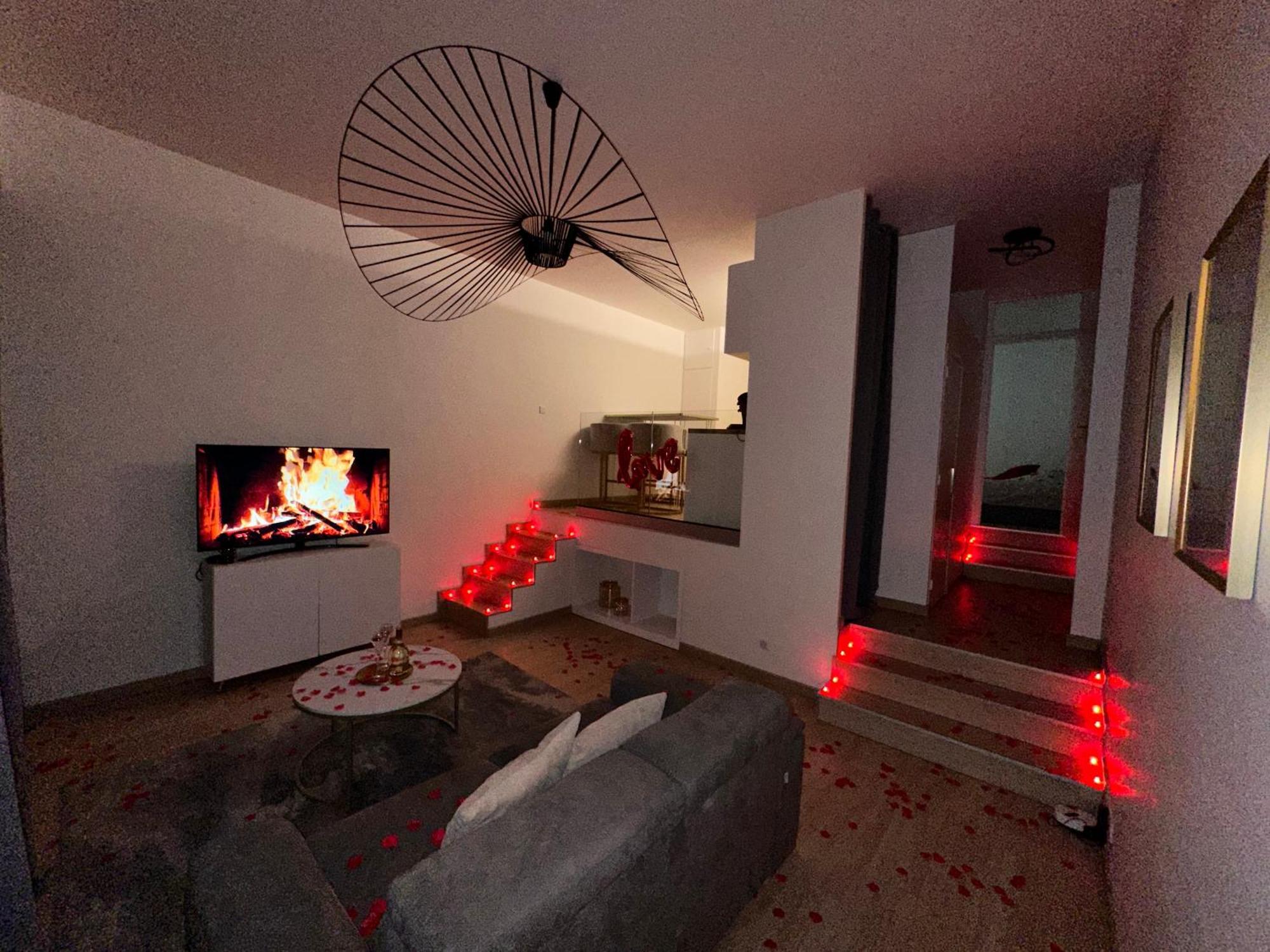 2 Pieces - Parking - Jacuzzi - Food & Drink - Love Menton Luaran gambar